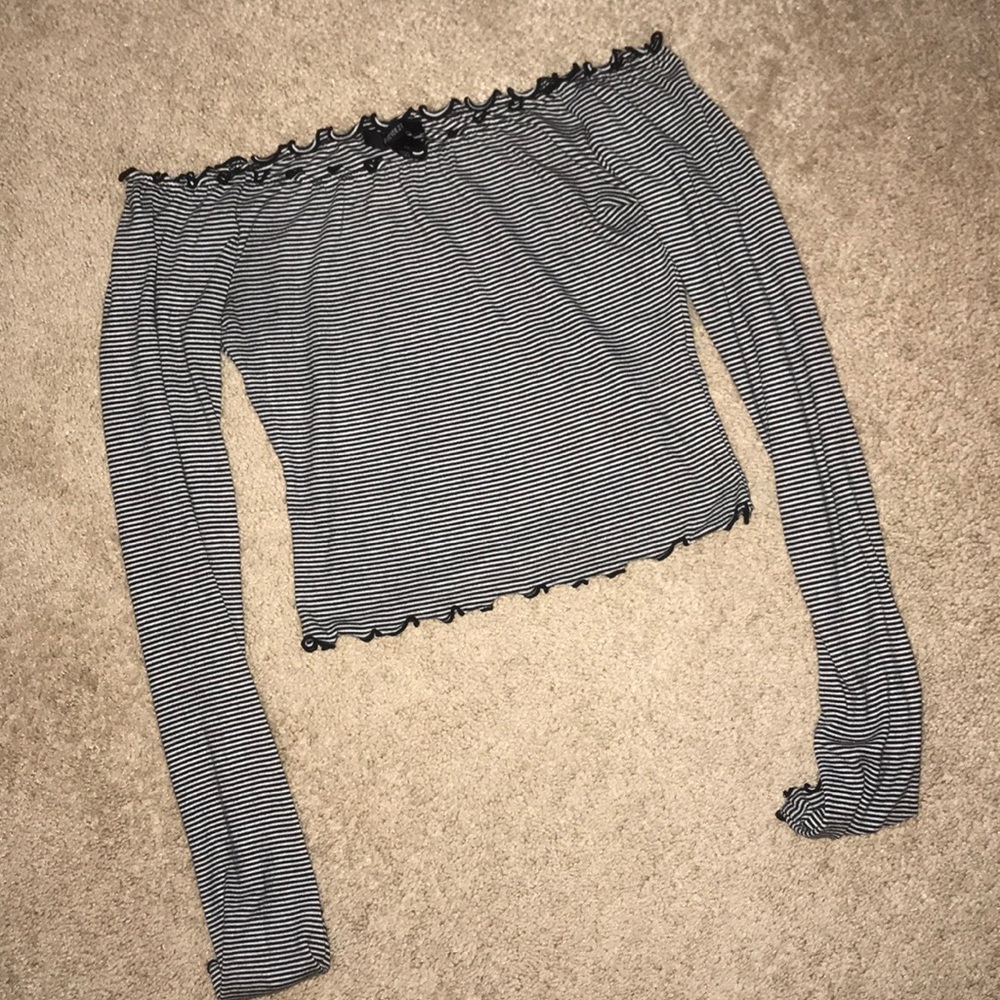 Forever 21- off the shoulder crop